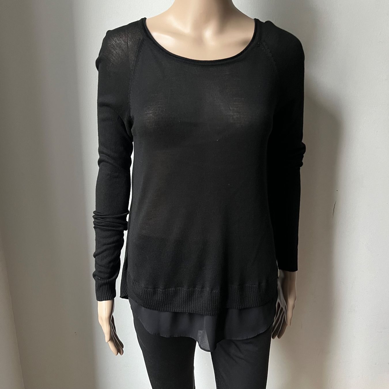 Only Maglioni & Felpe: ONLY Pullover 🖤 – Usato da zürich venduto da vintage12