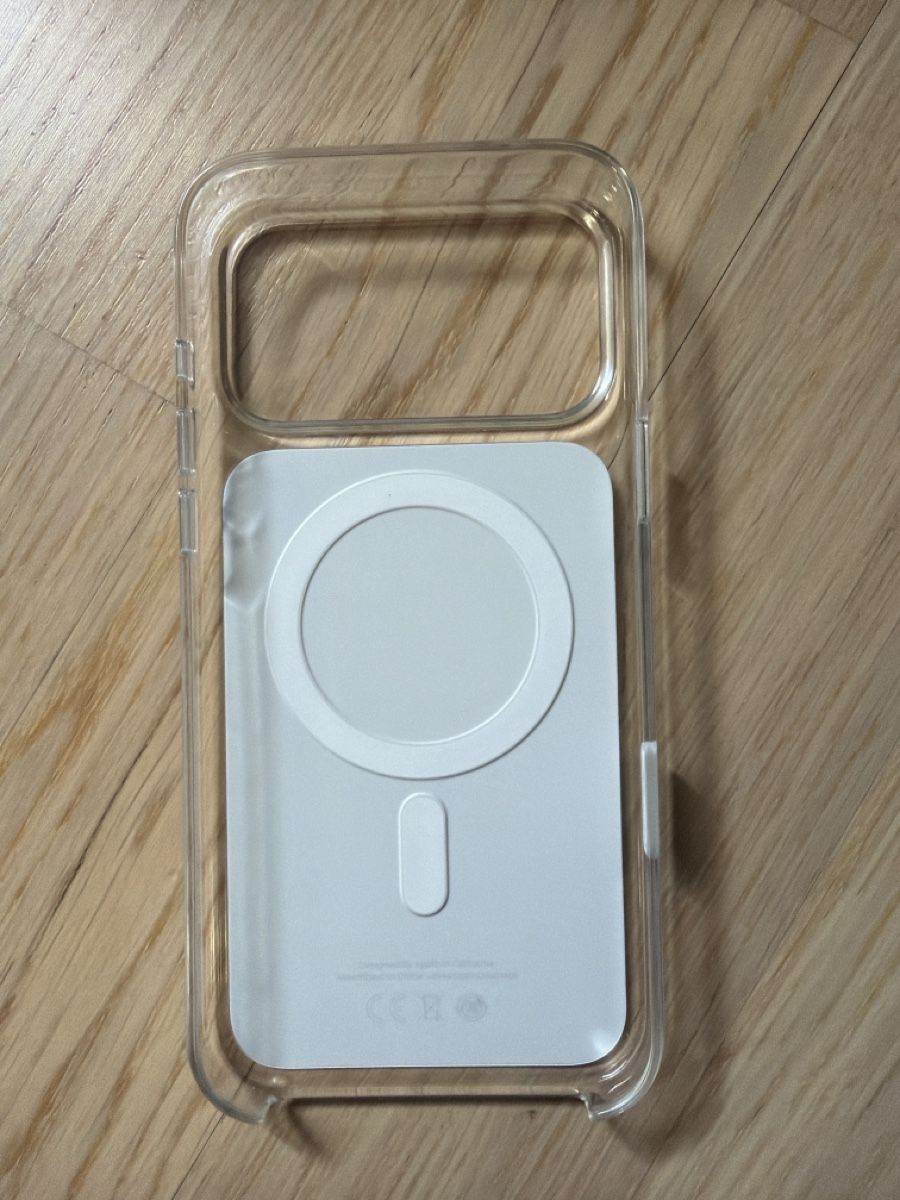 Apple Covers & Schutzfolien: Custodia trasparente iPhone 17 Pro Max MagSafe confezione – Gebraucht aus Zürich von fra89zh 2