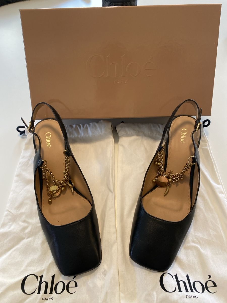 Chloé Scarpe da donna: Sandales Chloé en cuir noir – Usato da Lausanne venduto da vinbama