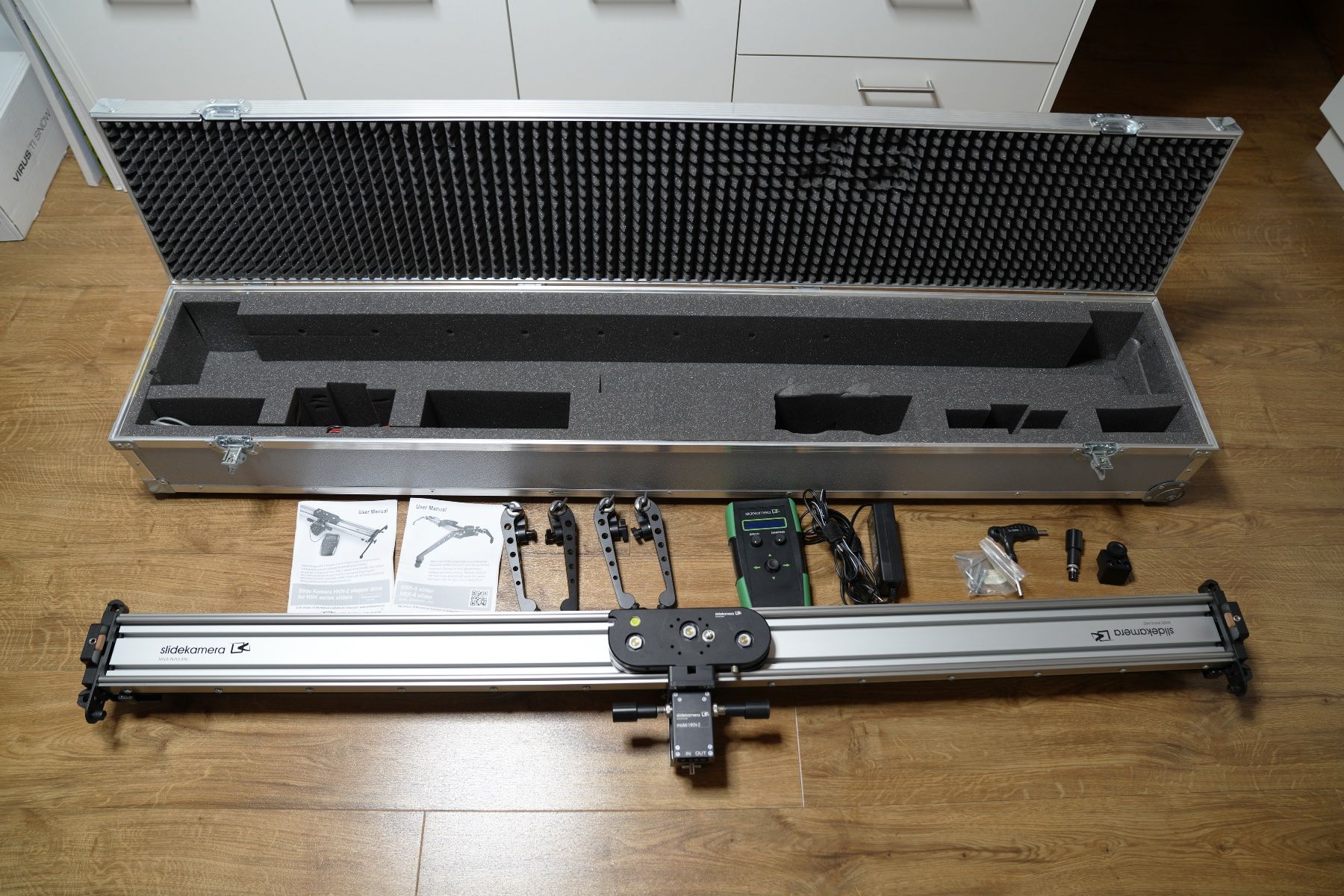 Stative & Köpfe: Profi Kamera Silder 1500 mm, Motor, Remote, Case – Gebraucht aus Uesslingen von energy45