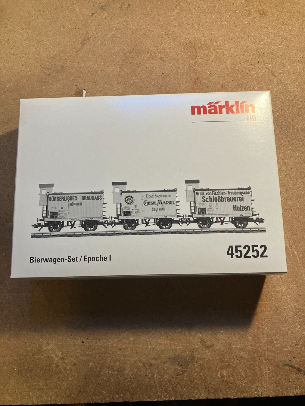 Märklin Modellini di ferrovie: Märklin Bierwagenset Nr. 45252 HO – Nuovo e nell'imballaggio originale da Galgenen venduto da Forflowers
