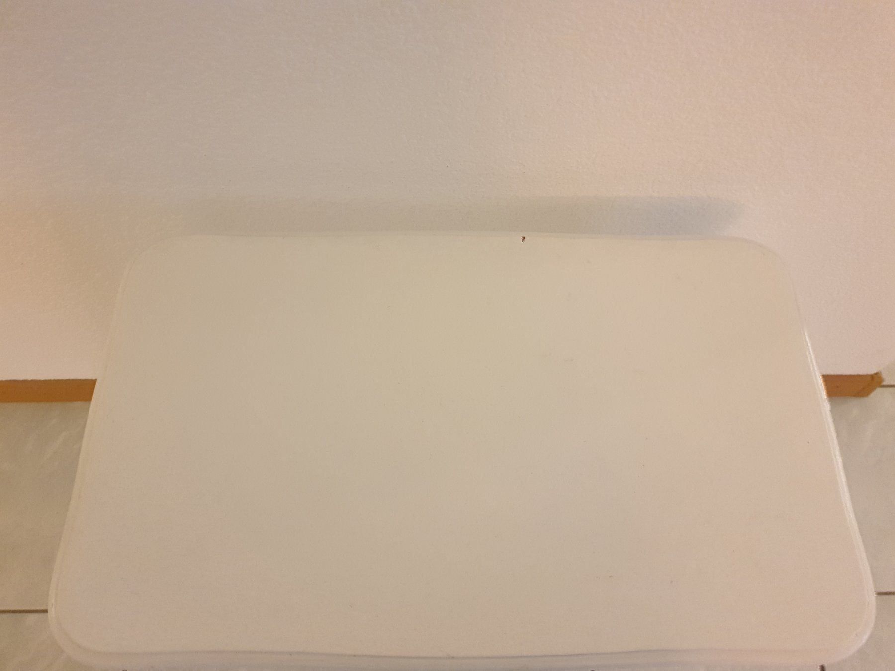 Comodini: Table de nuit ancienne, bois – Usato da Neuchâtel venduto da Verenas12 5