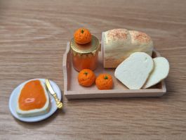 Toastbrot mit Orangenmarmelade, Handgemacht
