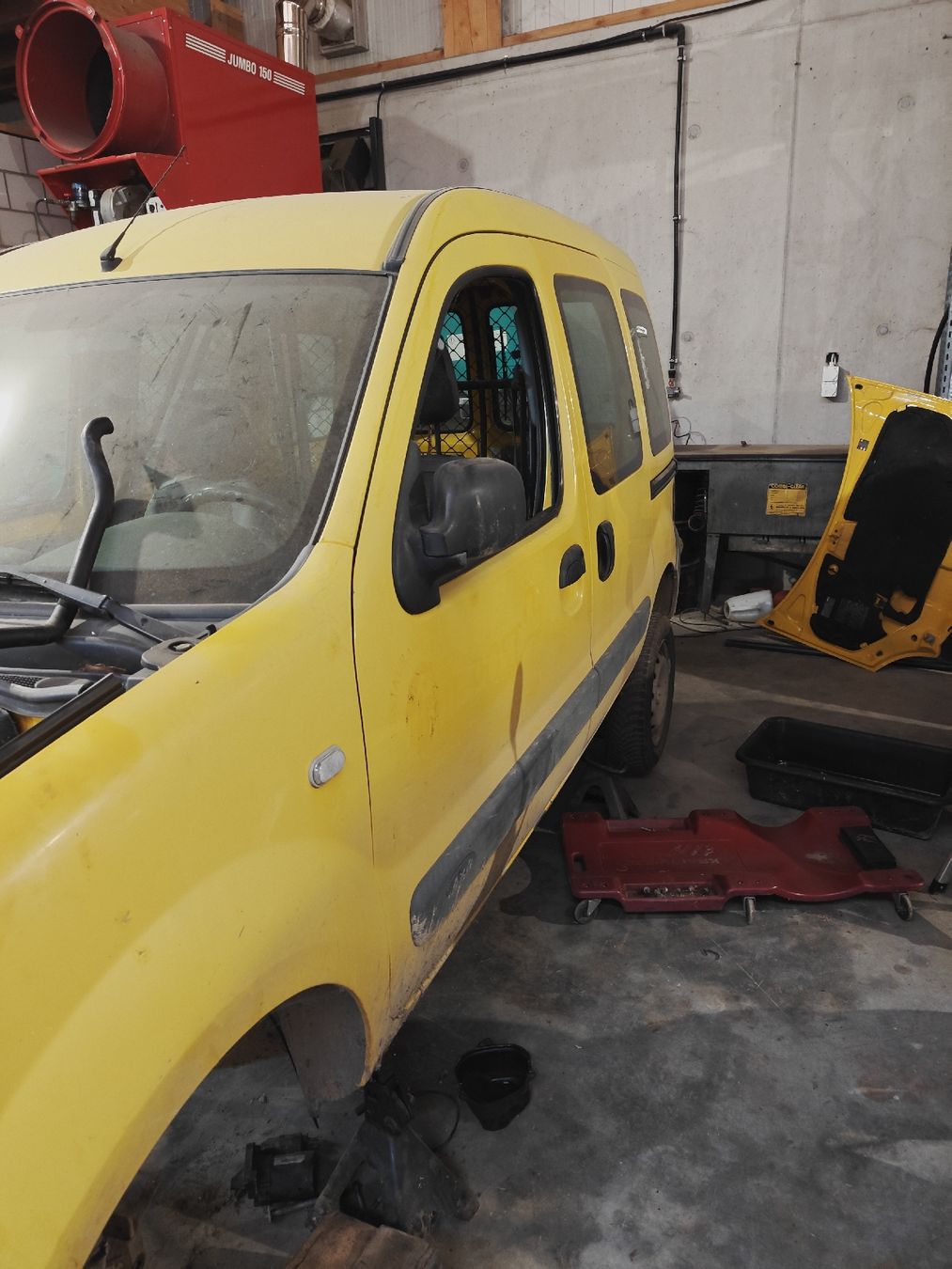 Renault Autos: Kangoo 1.6 4x4 – Défectueux à Montricher par Timoad 2