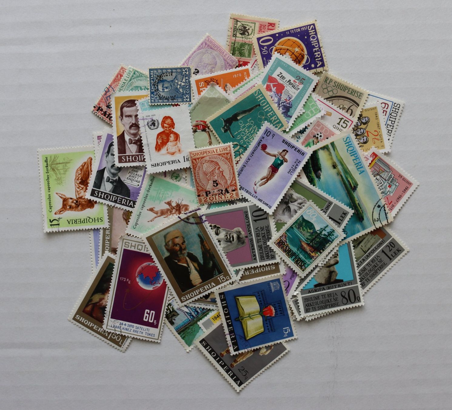 Tutti i francobolli: Briefmarken Albanien Lot 2 – Usato da Oberentfelden venduto da lakipul 3