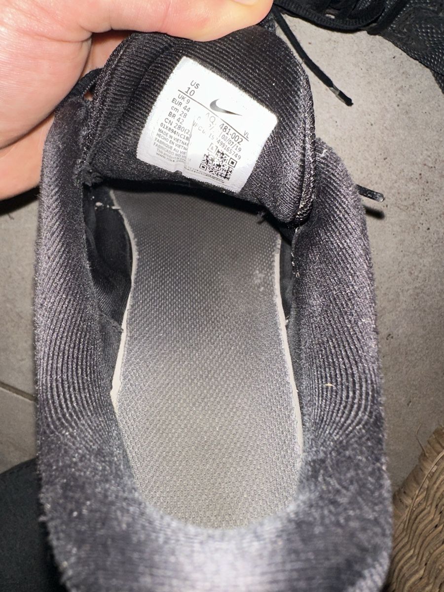 Nike Herrenschuhe: Nike Running Sneakers Gr. 44 – Gebraucht aus Basel von Oloir 2