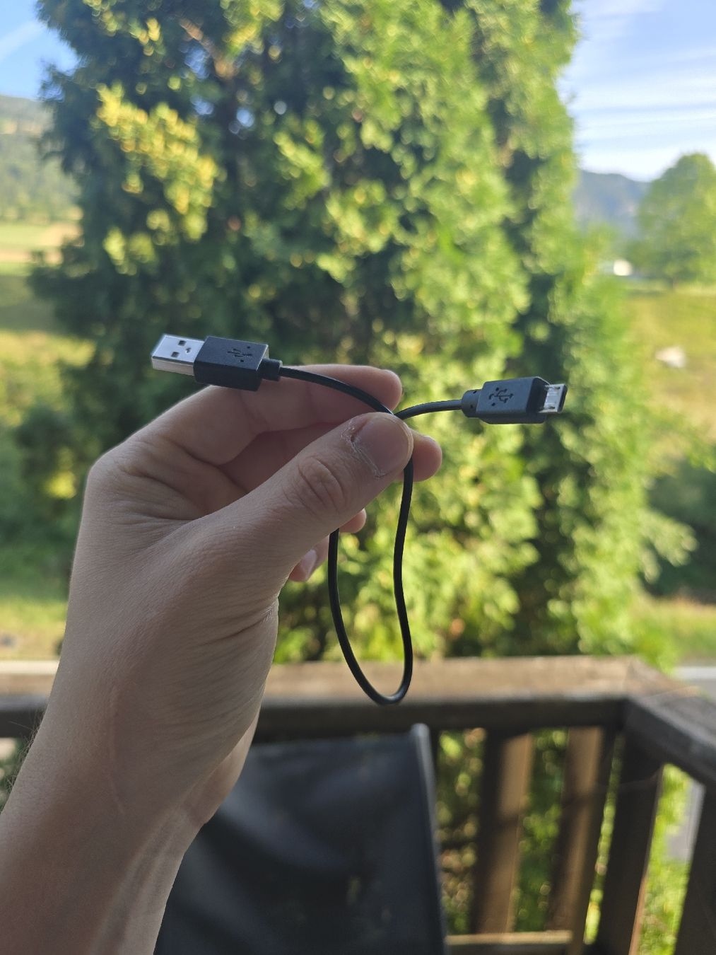 Cavi: Micro-USB - USB-A | 30cm – Usato da Grandval venduto da Golumbus
