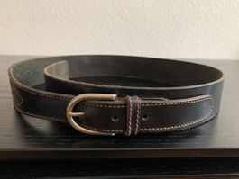 Ledergürtel dunkelbraun mit Ziernaht