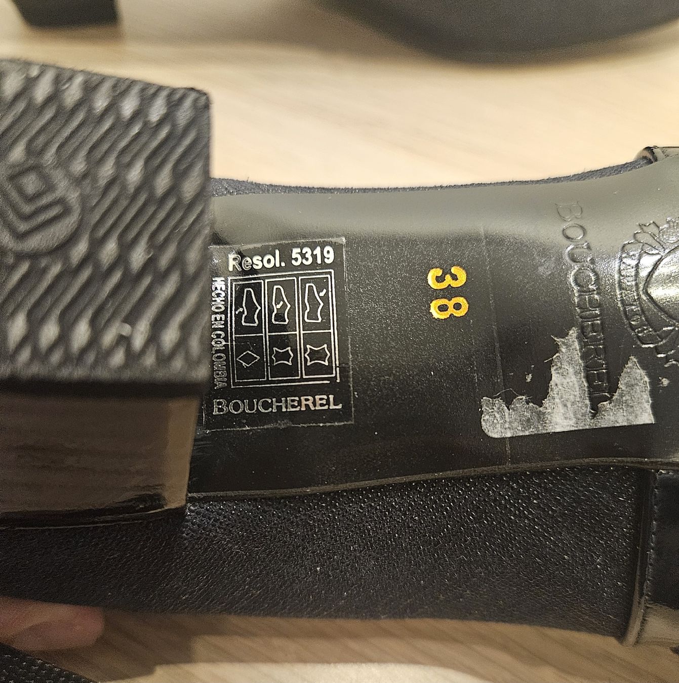 Scarpe da donna: BOUCHEREL black pumps size 38.5 pre-owned – Usato da Wallisellen venduto da Duranduran 5