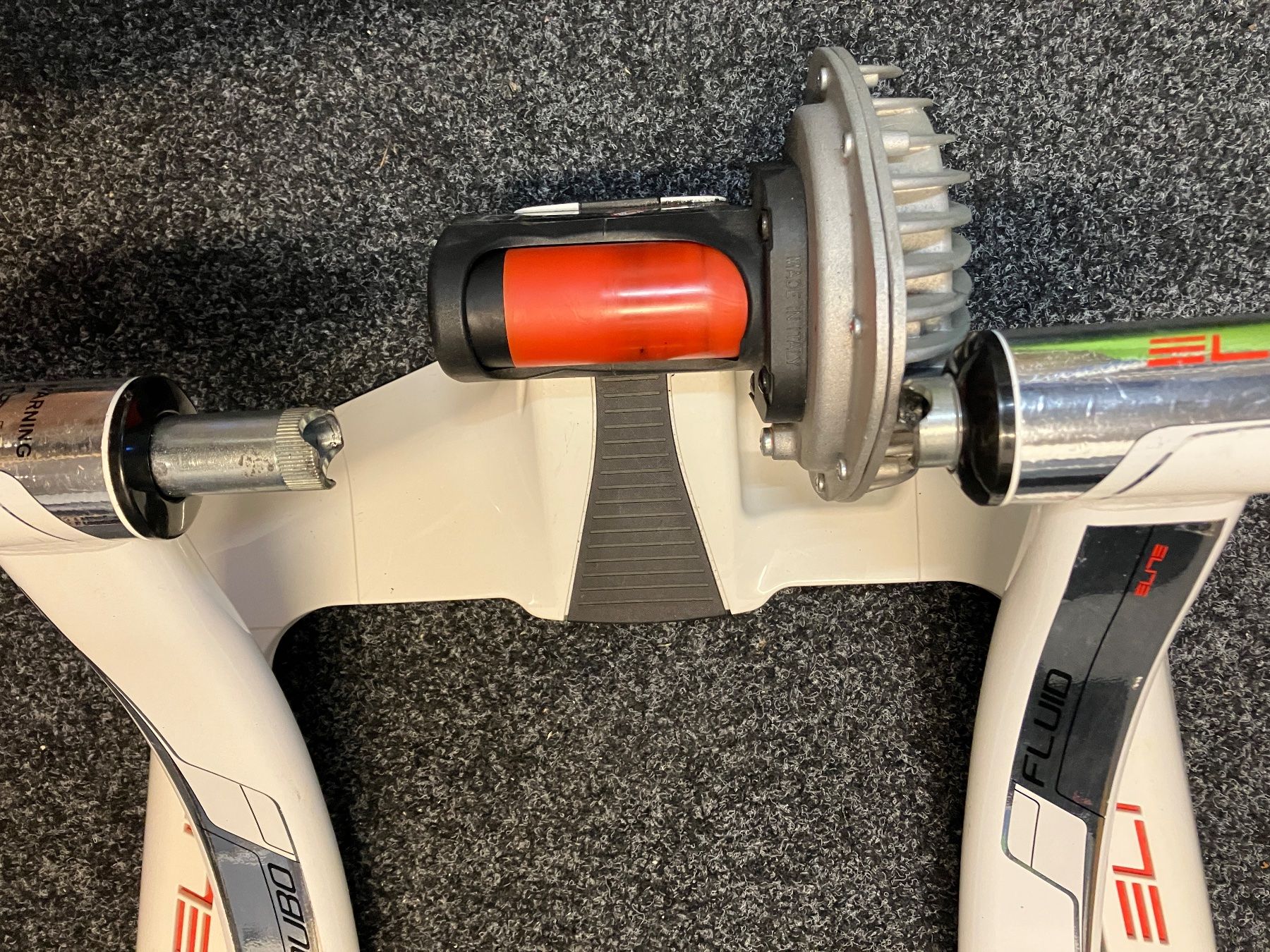Hometrainer: Elite Rollentrainer Indoor Training - leise – Gebraucht aus Chur von southface 4