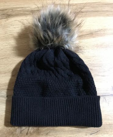 Mütze, neu, warm gefuttert. One Size