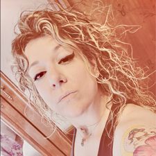 Profile image of Monica80