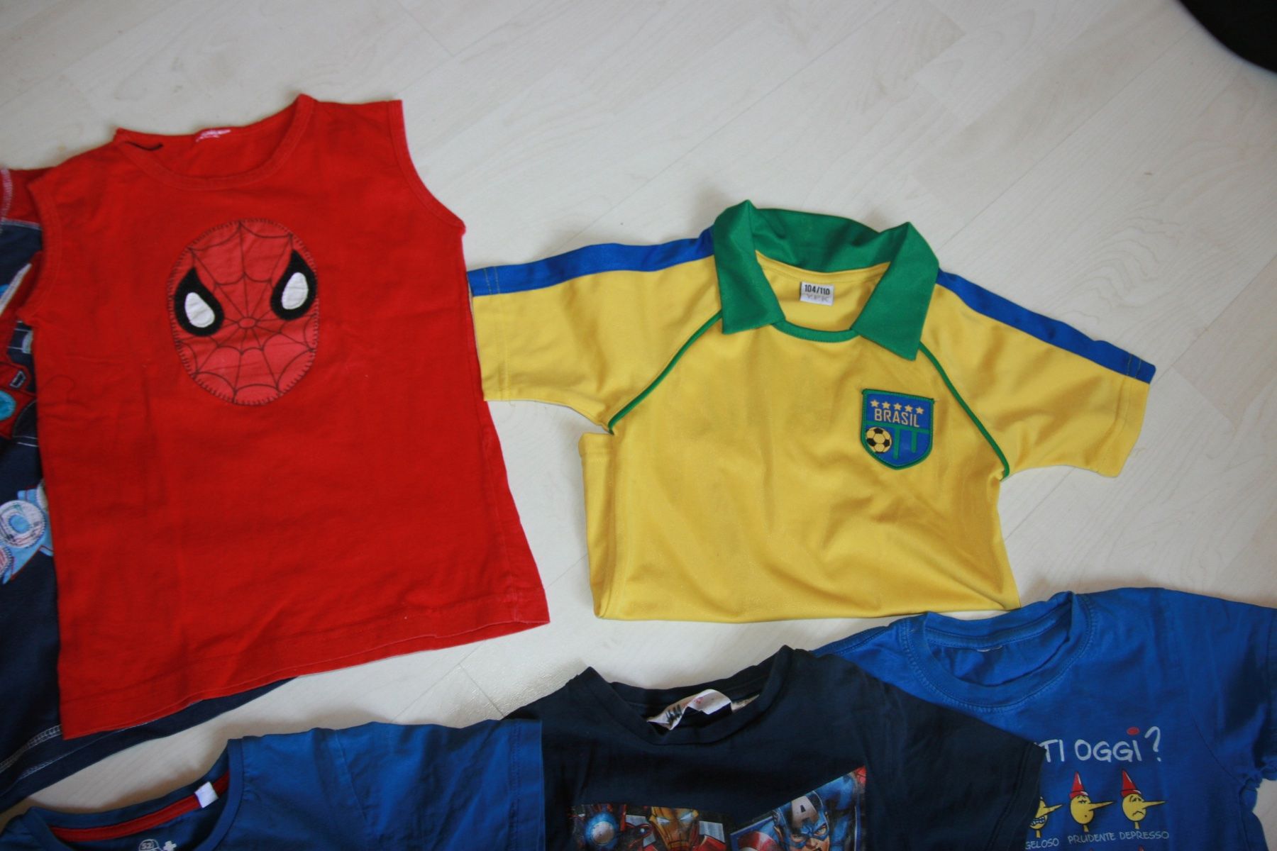 Lotti & Set di vestiti: 10 tlg. Kleiderpaket Gr. 104/110 – Usato da Fislisbach venduto da lorgli 4