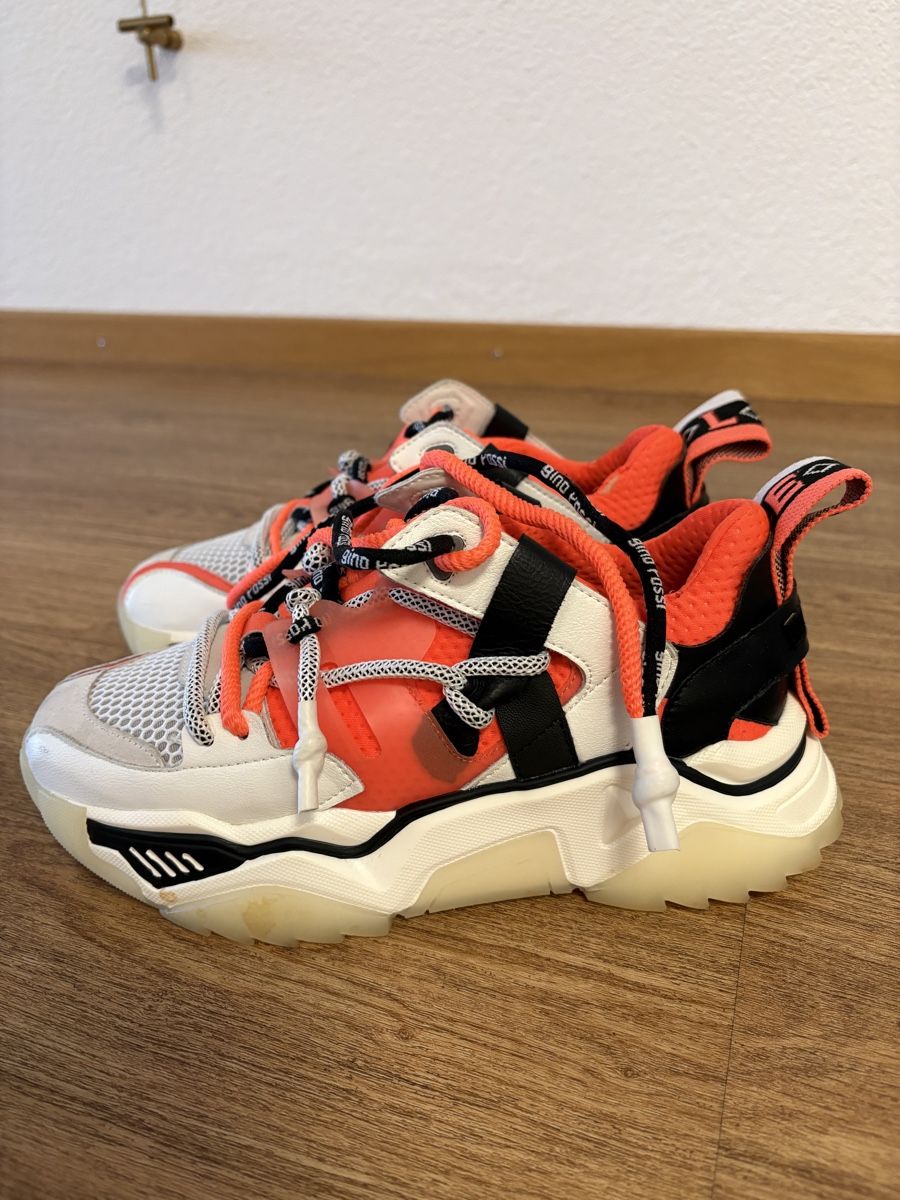 Damenschuhe: Gino Rossi Sneaker Grösse 37  – Gebraucht aus Emmen von dra_pn8b 1