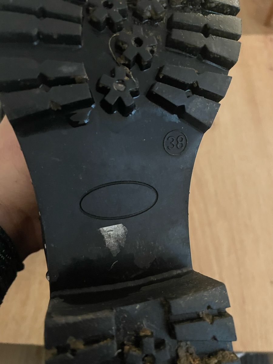 Scarpe da donna: Stivali neri con lacci eleganti – Usato da Dietwil venduto da pao_q5hy 5
