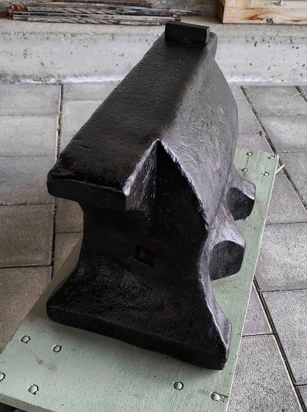 Attrezzi da lavoro: Spätgotischer Amboss – Usato da Maladers venduto da der_Holzwurm 3