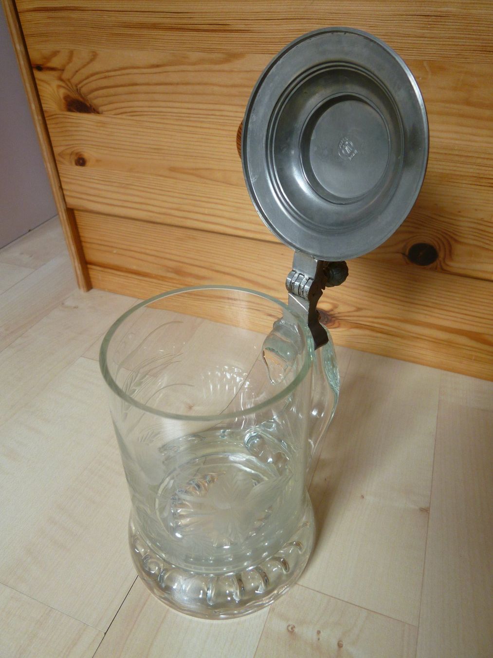 Bicchieri: Bierkrug Zinn mit Deckel – Usato da Dättlikon venduto da Mamakuga 4