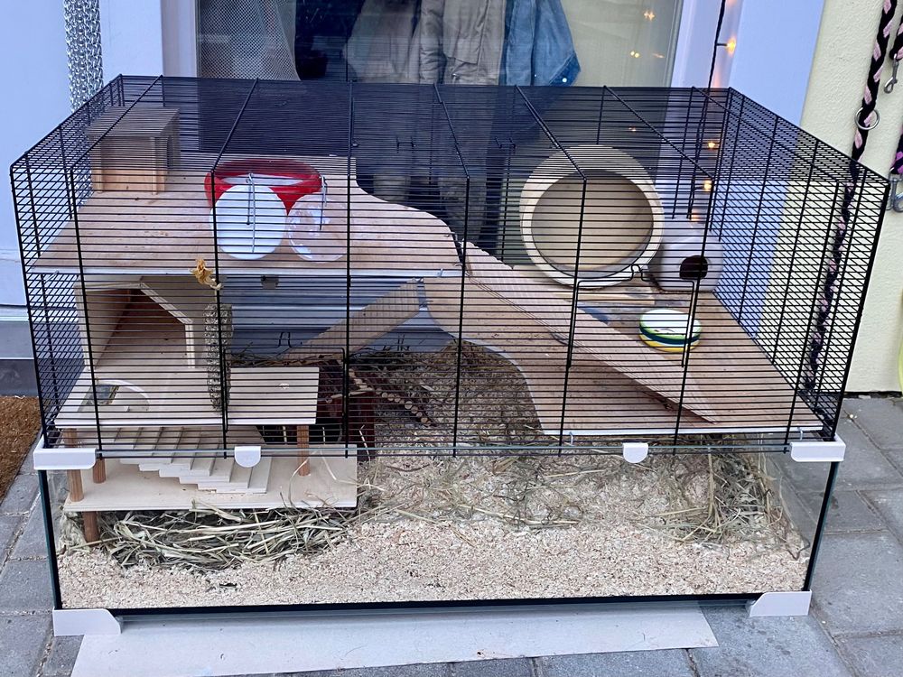 PawHut 3-stöckiger Hamsterkäfig – 58x43x74 Cm, Mit Rädern, Rampen, Napf & Flasche, Schwarz