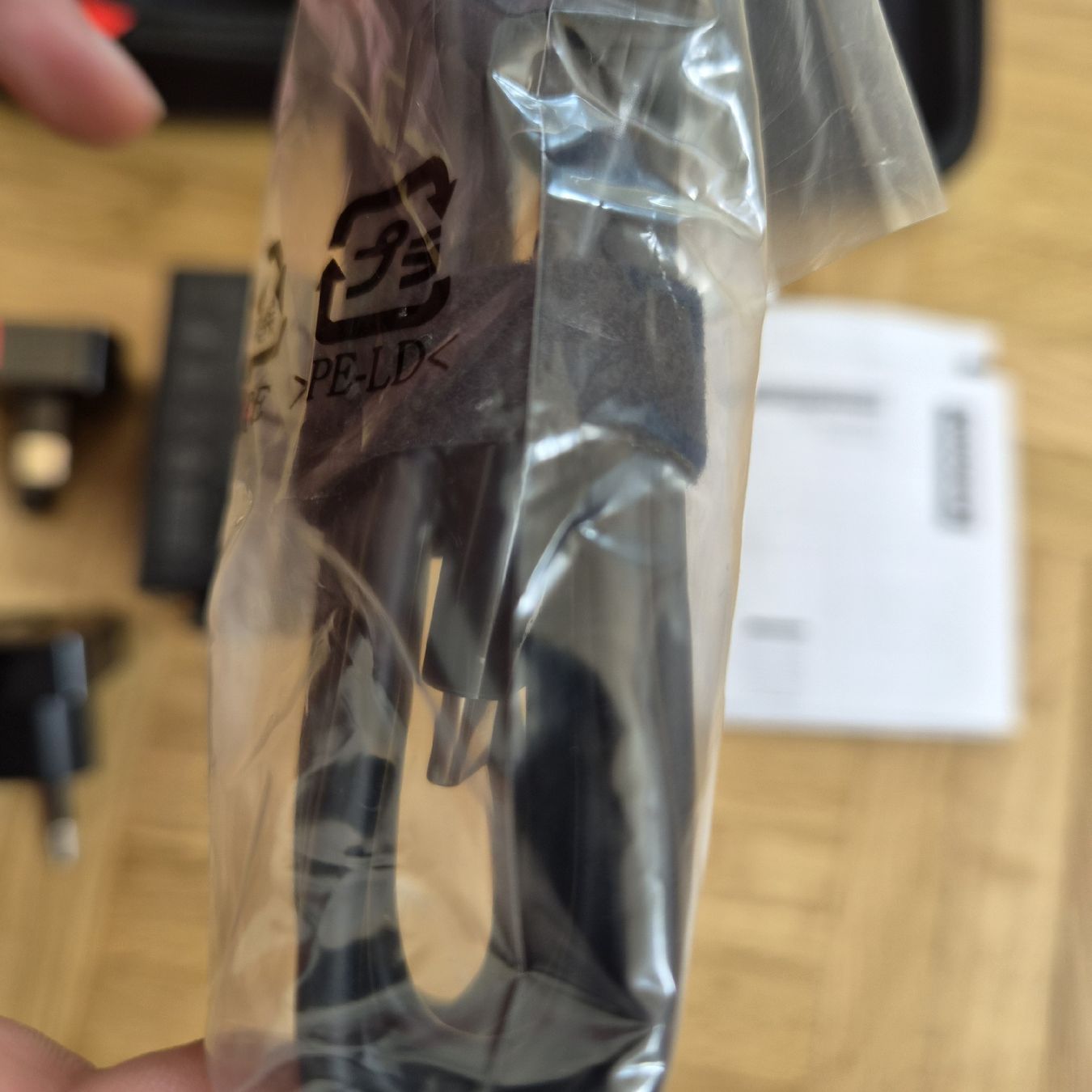 Lenovo Unità & Adattatore: Lenovo Reiseadapter-Set - Neu – Nuovo e nell'imballaggio originale da Aesch BL venduto da PrestonMesh 3