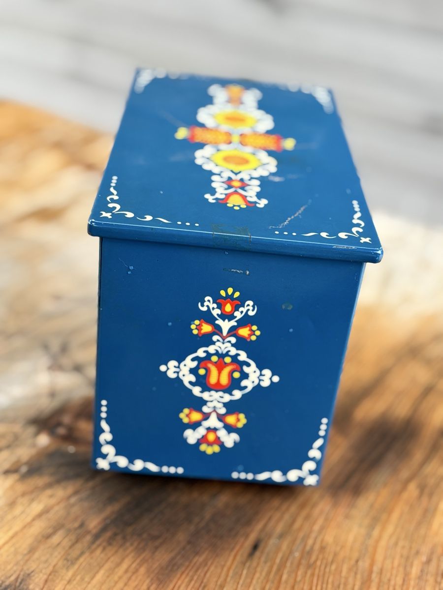 Tutte le decorazioni: Dose mit schwedischen Blumendesign – Usato da Würenlos venduto da Ashley24 2