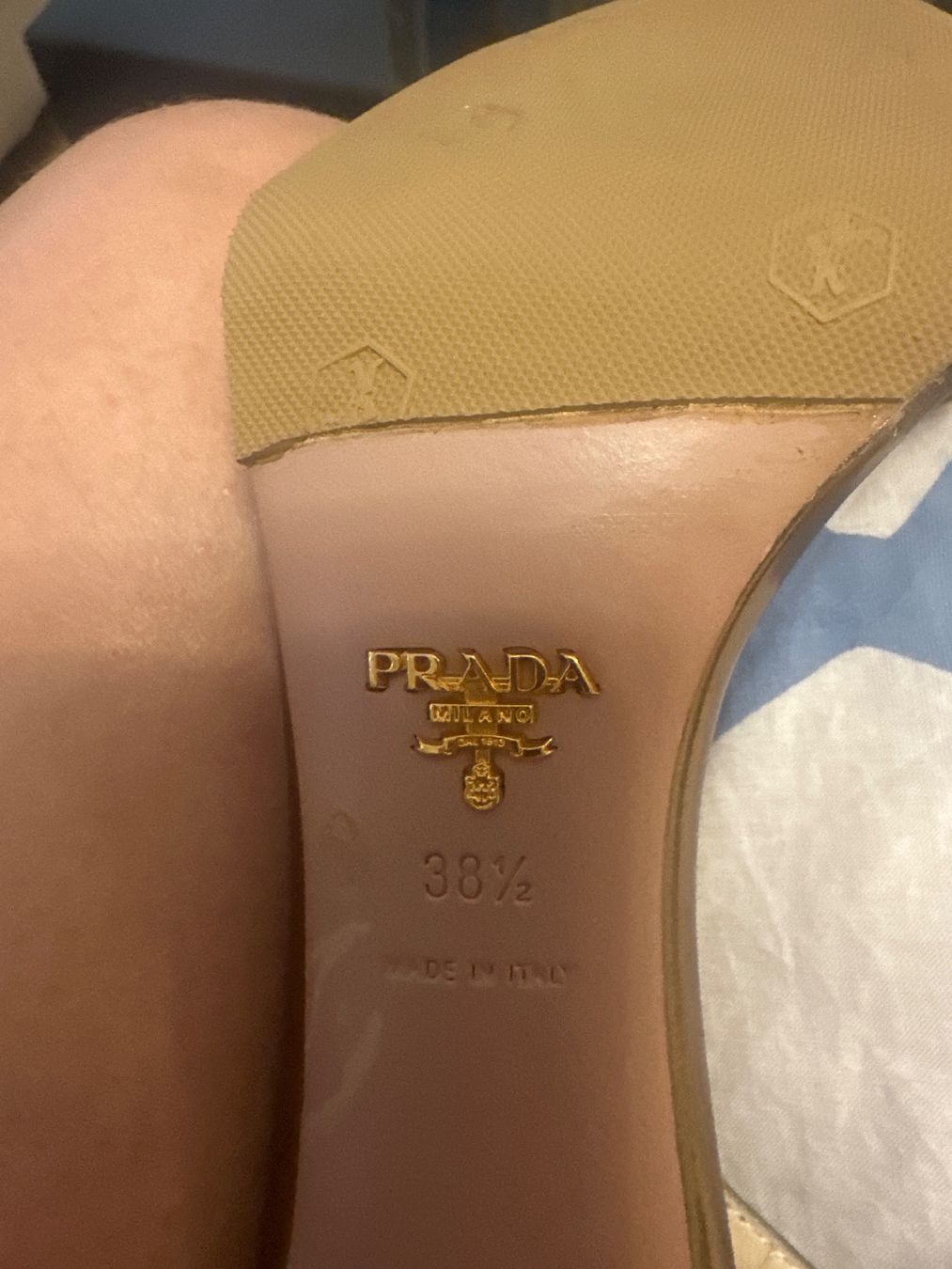 Prada Chaussures femmes: Chaussures femmes Prada – D'occasion à Genève par lka_65gh 3