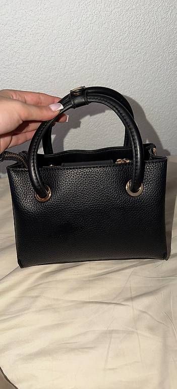 Borse da donna: Sac à main Valentino noir – Usato da Echallens venduto da fed_crg6 1