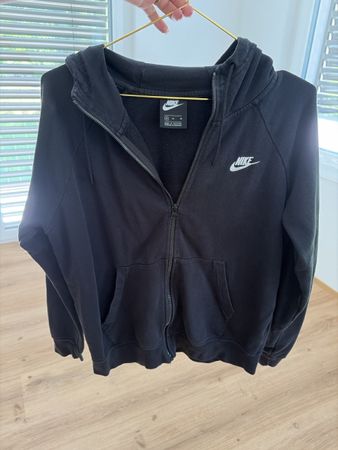 Nike Kapuzenjacke schwarz Grösse M 