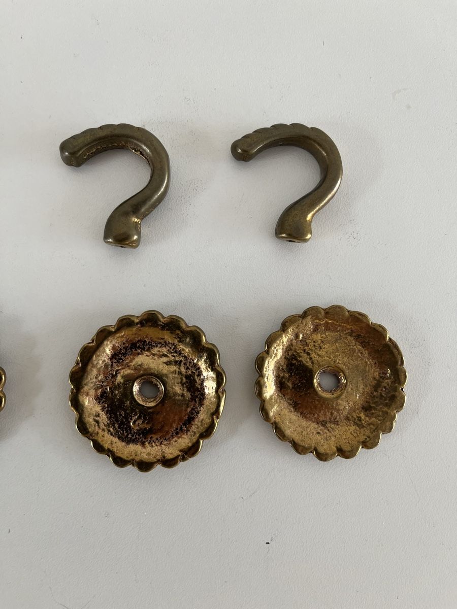 Ferramenta: 4 Stk. Rosetten mit Haken aus Messing – Usato da Wetzikon ZH venduto da seli03 5