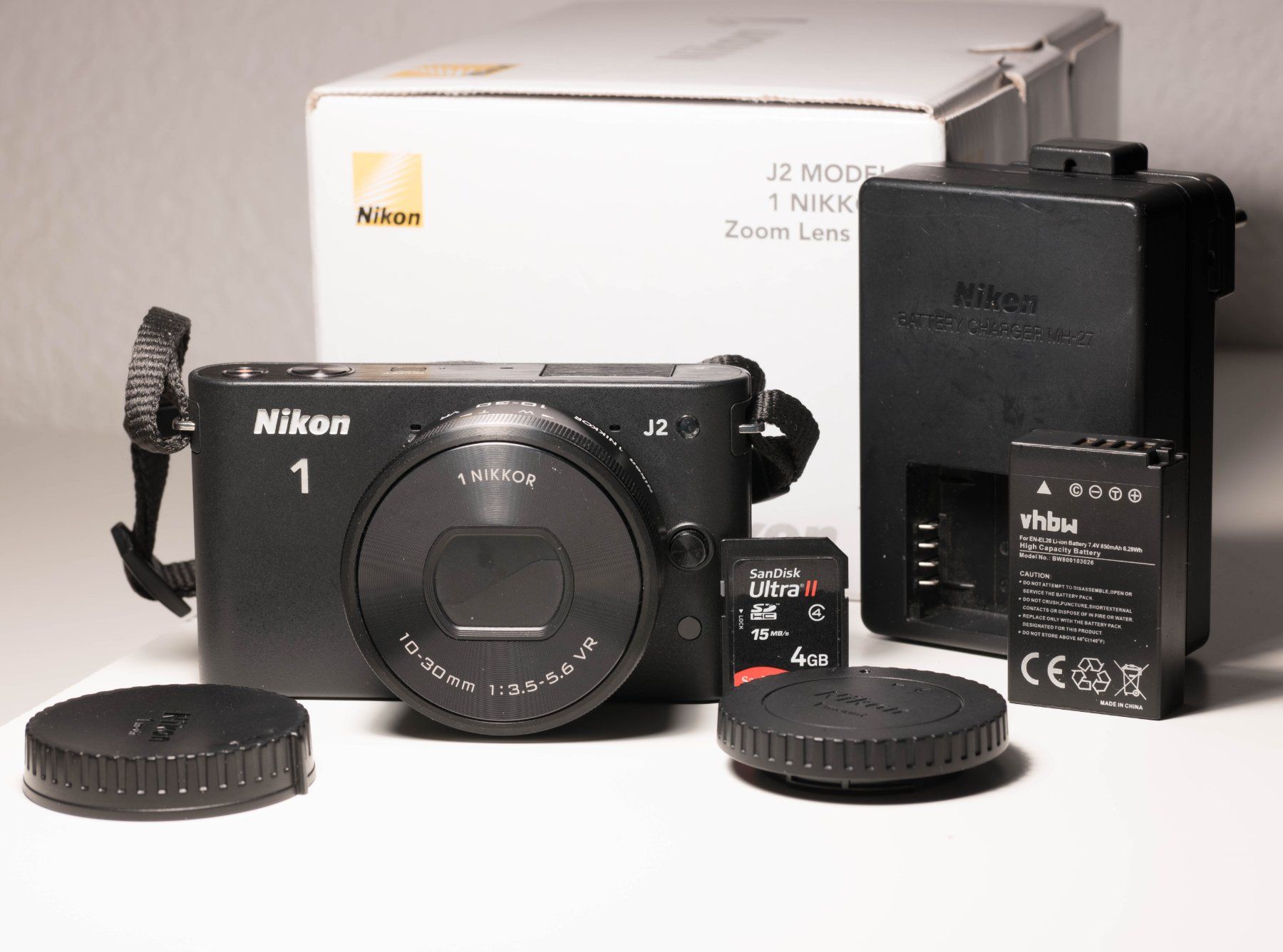 Nikon Fotocamera: Nikon 1 J2 Digitalkamera + 10-30mm VR-Objektiv – Usato da Thörishaus venduto da vintagger 1