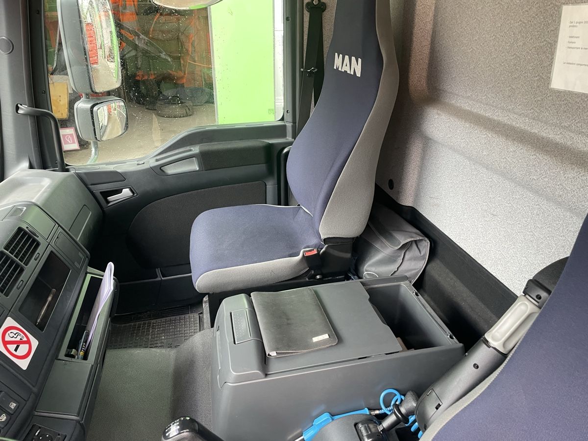 Man Lastwagen: MAN TGM 18-340 4x4 4x4 4x4 – Gebraucht aus Poschiavo von kuks01 7