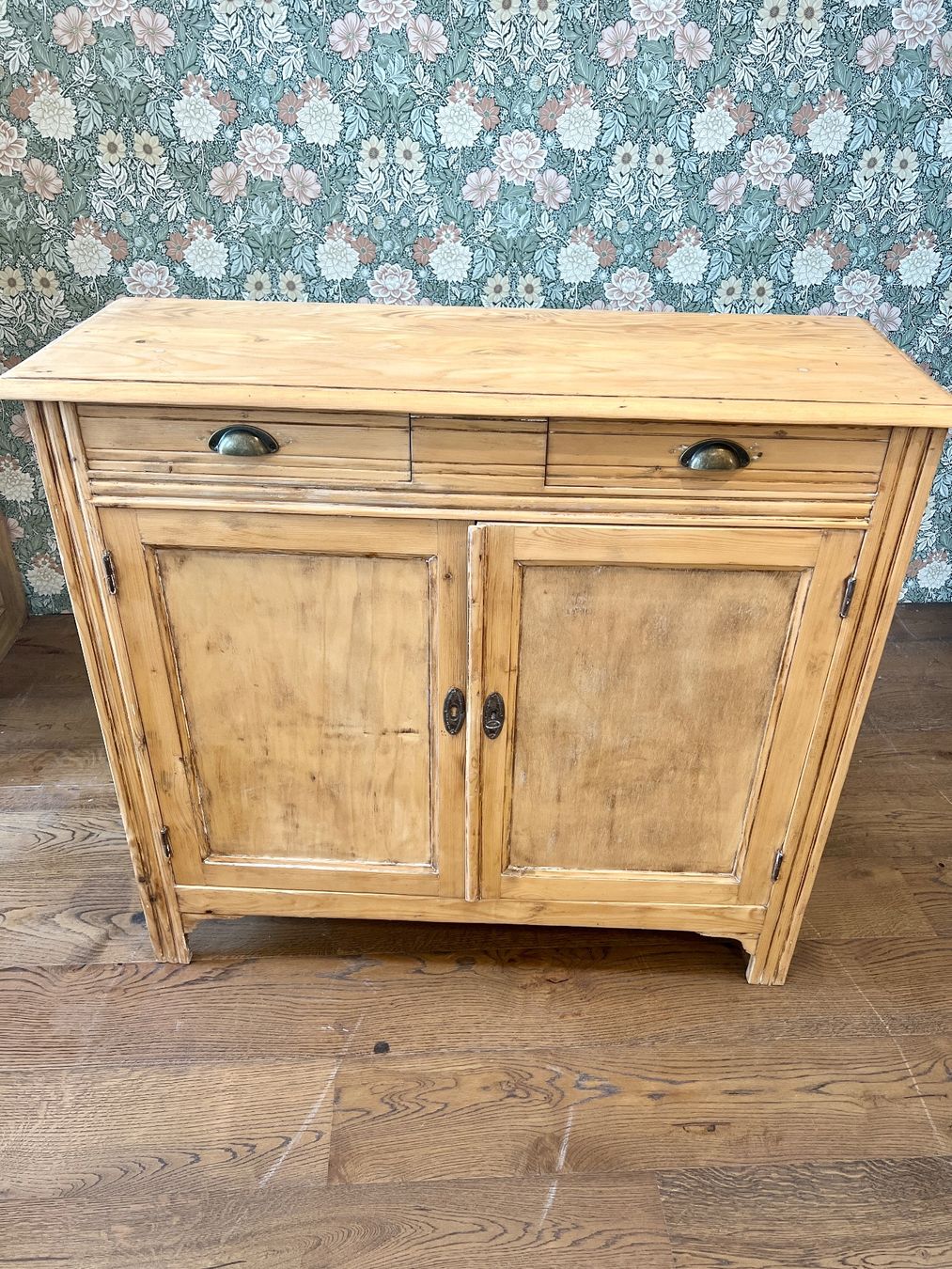 Kommoden: Kommode Sideboard 110 x 40 cm – Gebraucht aus Sirnach von dasrosahaus 9