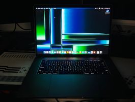 MacBook Pro 15" 2017 – i7 / 16 GB RAM / Radeon Pro 560 / 1 T