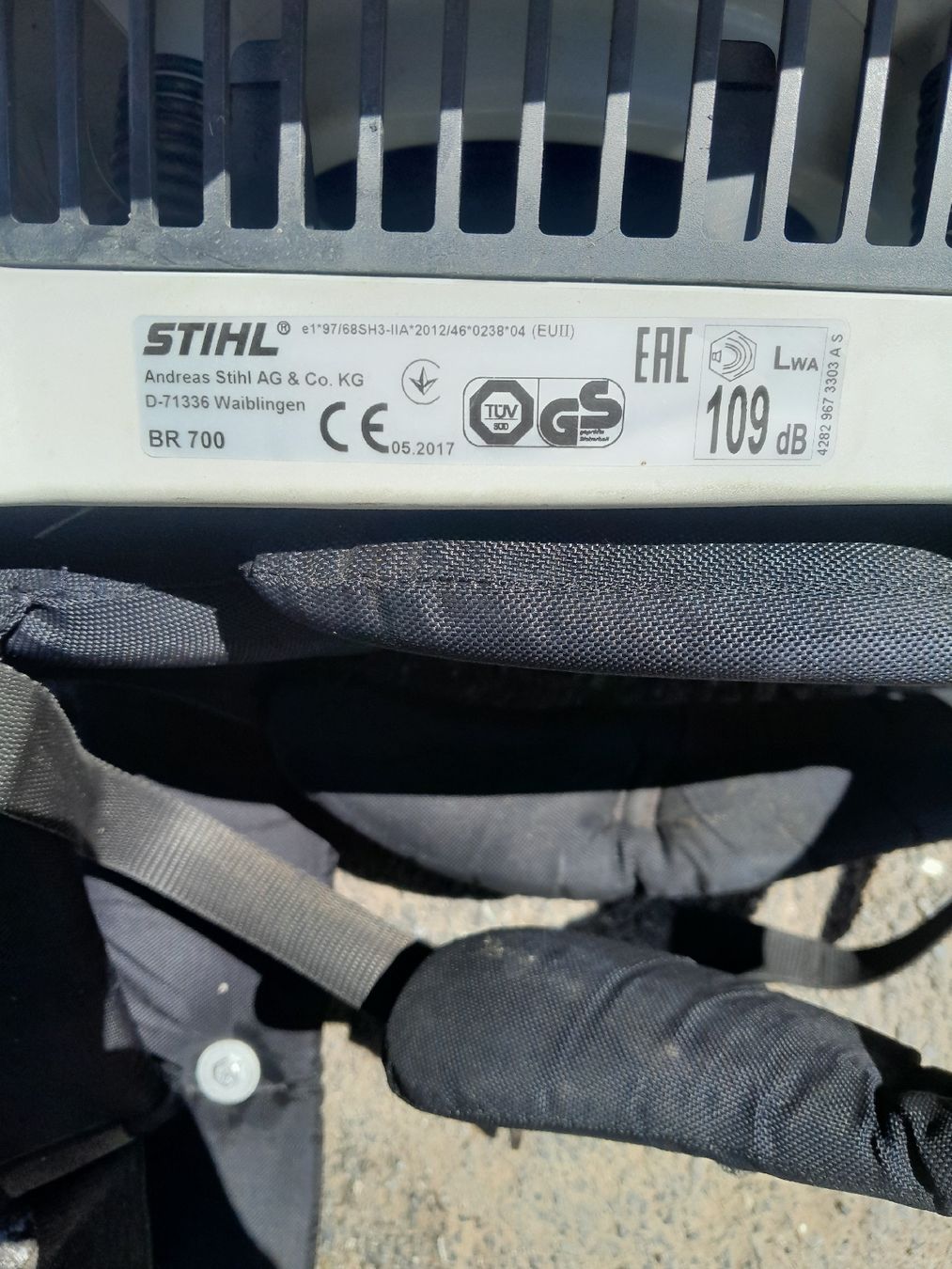 Stihl Soffiatori & Aspiratori per foglie: Stihl Laubbläser BR 700 – Usato da Lungern venduto da Alpinfarmer 1