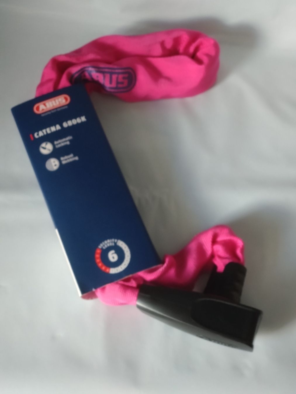 Abus Lucchetti: Antivol ABUS Catena 6806K - Pink NEW – Nuovo e nell'imballaggio originale da Farvagny-le-Grand venduto da LaCaverne