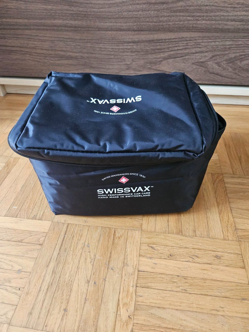 Taschen: Diverse Swissvax Taschen – Gebraucht aus Landquart von Spirit6 9