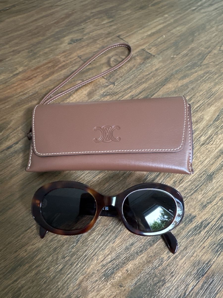 Celine Occhiali & Lenti: Celine Sonnenbrille mit Etui, Braun – Usato da Zürich venduto da shoppingmandy 1