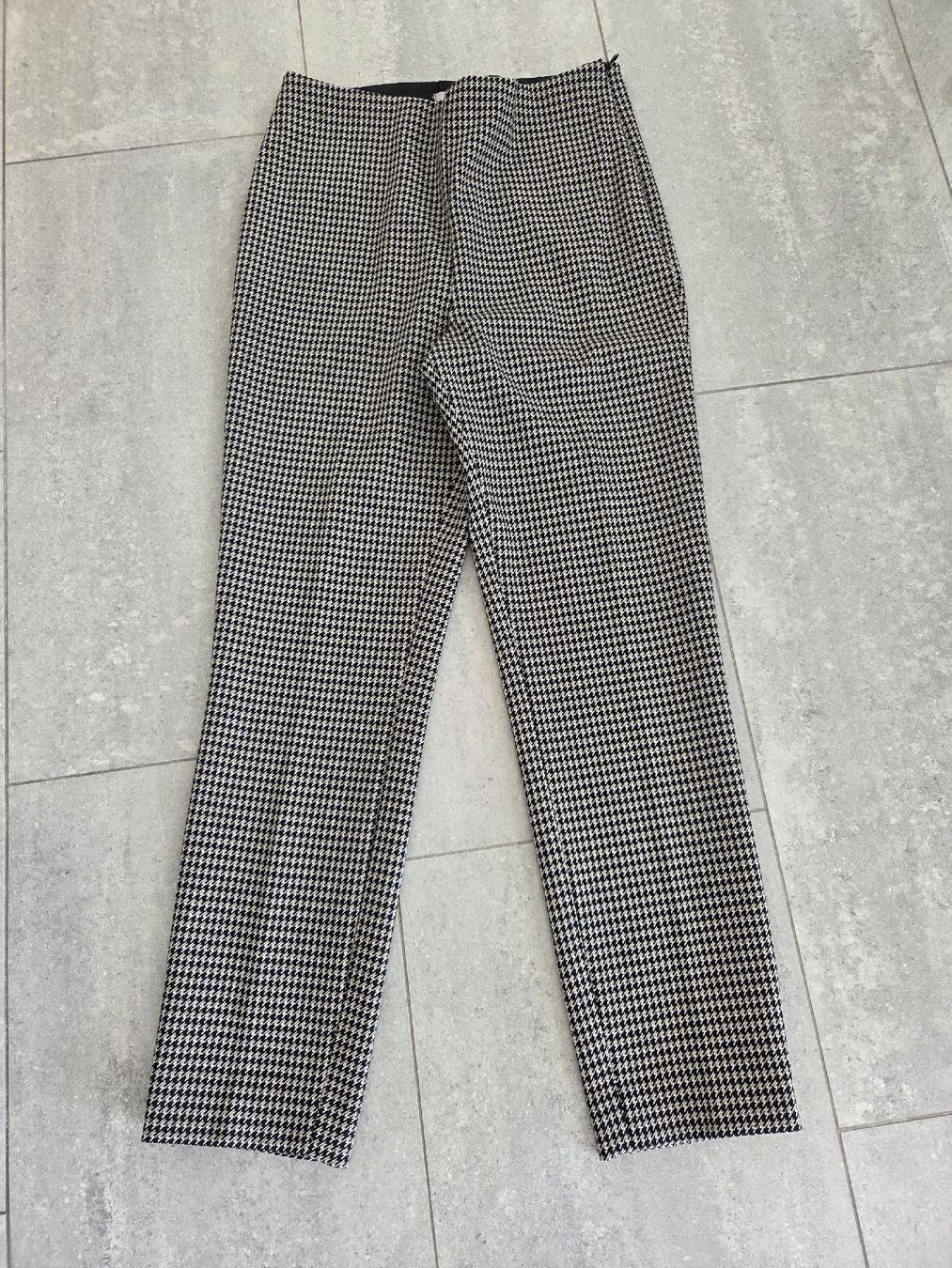 H&M Pantaloni: schöne Hose H& M – Nuovo (secondo la descrizione) da Wiesendangen venduto da Sinhuk