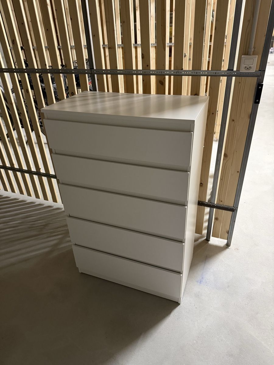 Ikea Cassettiere: Commode blanche – Usato da Täuffelen venduto da Jimmy_G 3