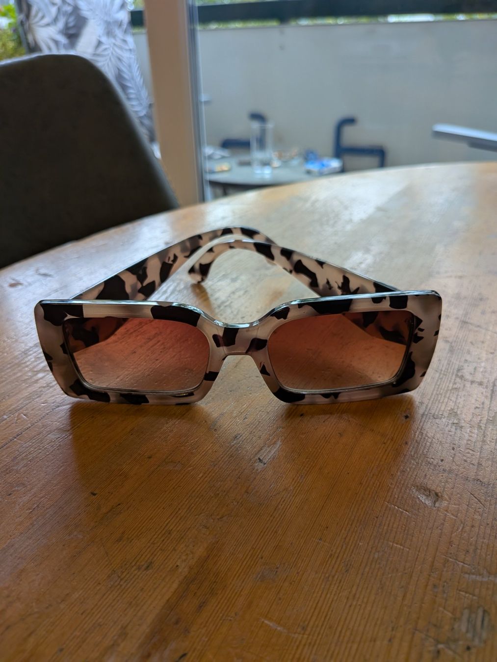Occhiali & Lenti: Sonnenbrille eckig leomuster – Usato da Winterthur venduto da Clari1