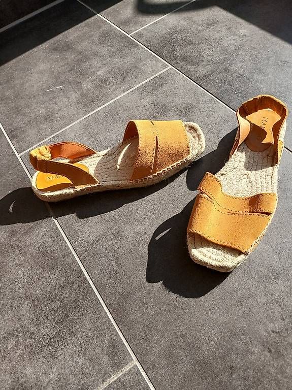 Scarpe da donna: Espadrilles / Sandalen – Usato da Winterthur venduto da Clari1 1