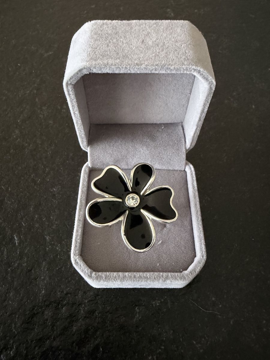 Anelli: Bague fleur taille 50 – Nuovo (secondo la descrizione) da Vuisternens-Ogoz venduto da PhilDr 1