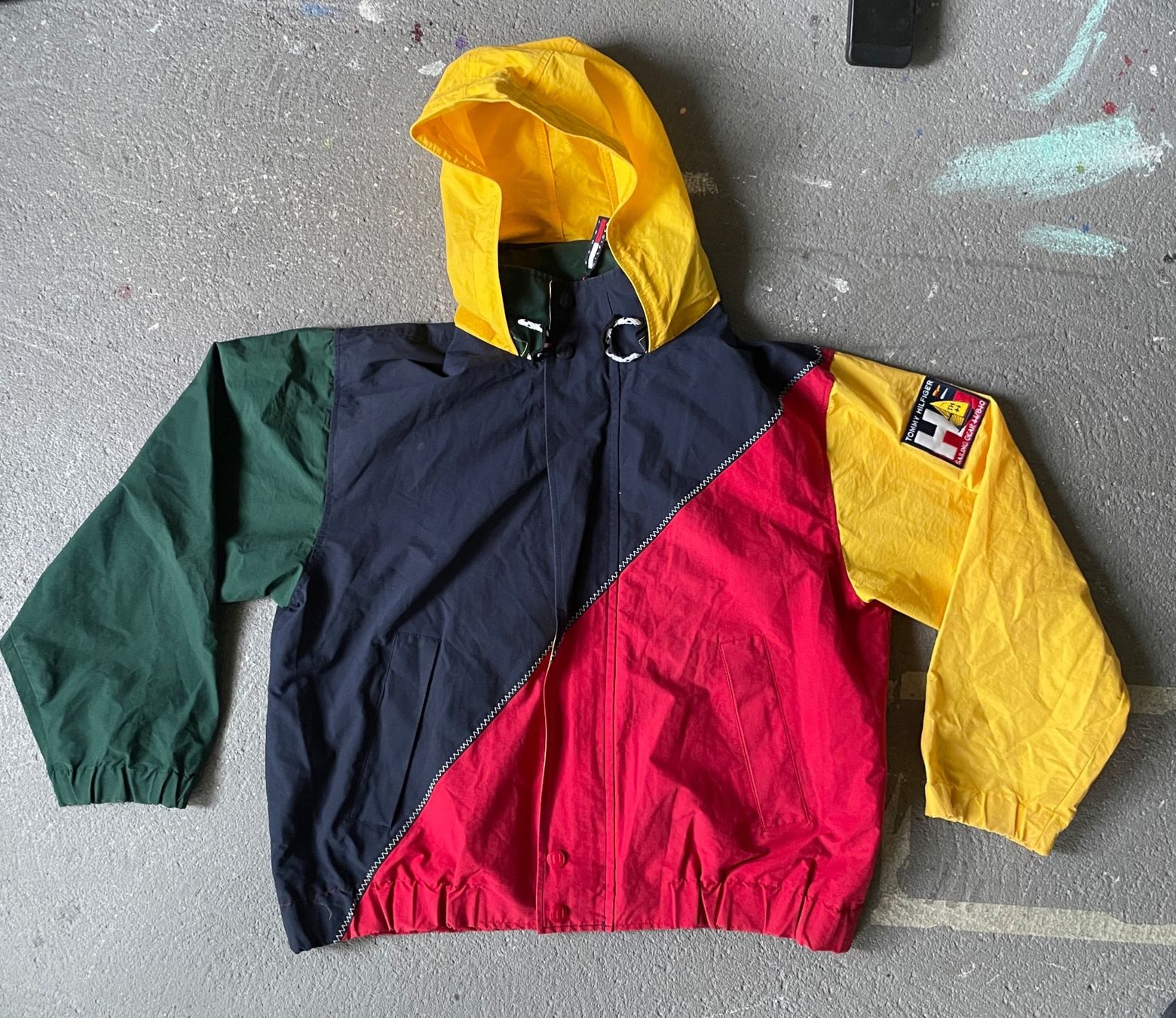 Tommy Hilfiger Vestes: Tommy Hilfiger Windbreaker – Neuf (Voir description) à Zürich par Dario_Mupf