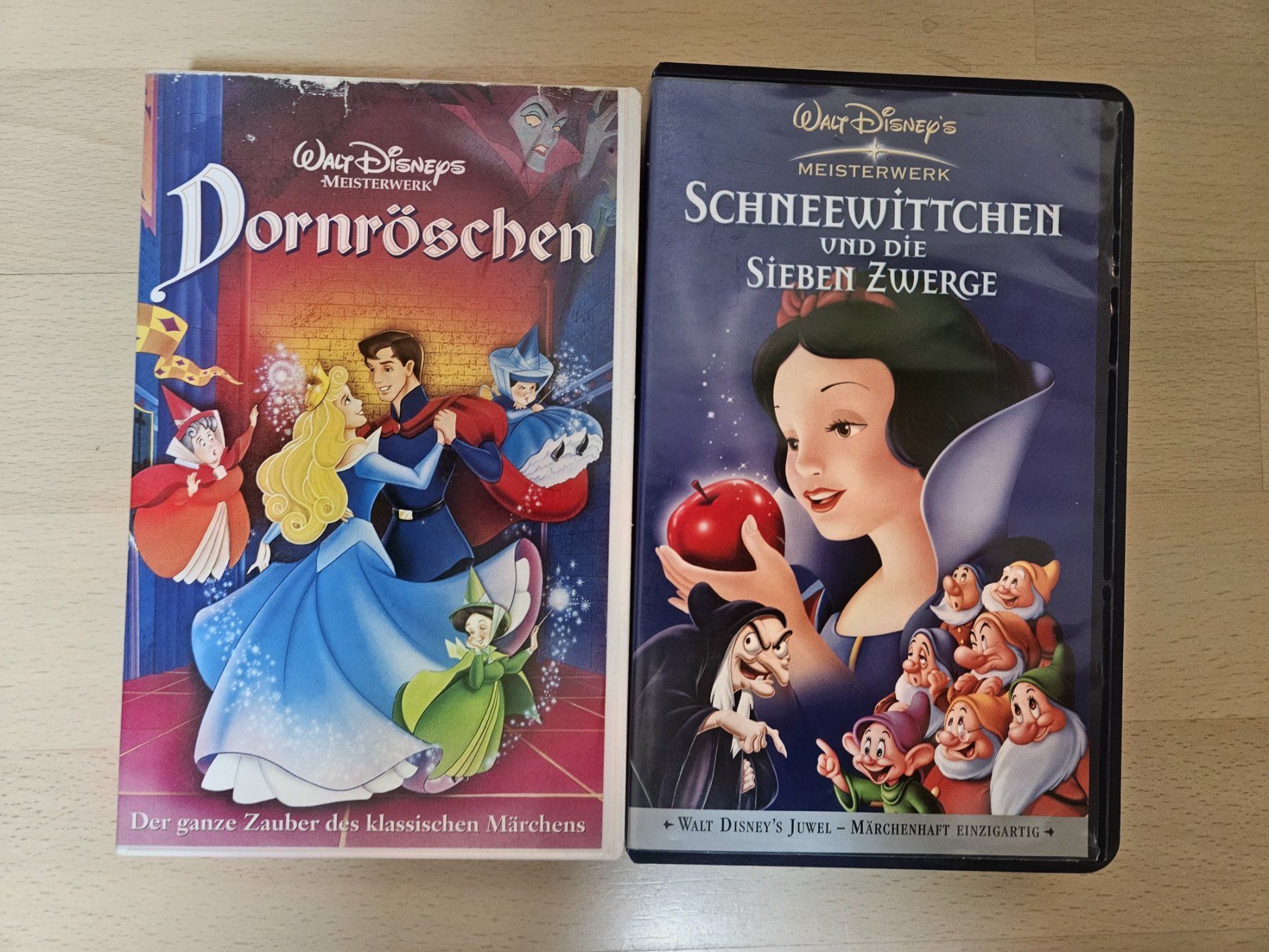 Tutti i VHS: Dornröschen&Schneewittchen VHS's – Usato da Ascharina venduto da maflu65