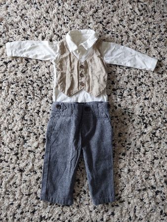Hochwertiges Buben Outfit Kinderkleidung Gr. 62