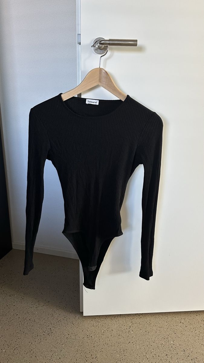 Top: Lamarel body XS/S open back – Usato da Dübendorf venduto da mar_66lx
