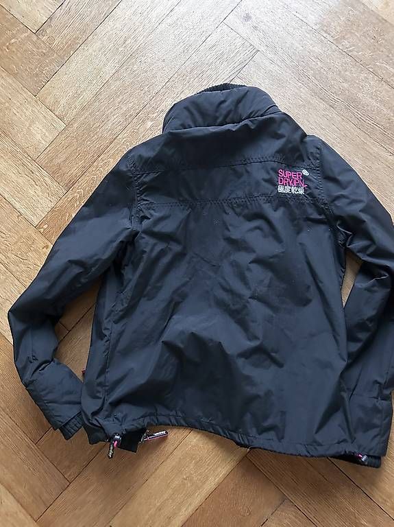 Superdry Jacken: Windstopper / Regenjacke Superdry M – Gebraucht aus wabern von starskycrew 4