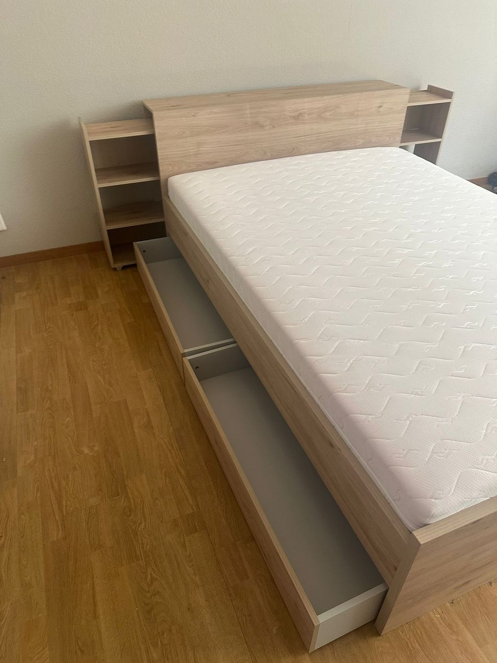Conforama Letti: Bett ab 1CHF - mit Matratze  – Usato da Dübendorf venduto da ema_g9q5 1