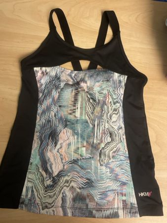HKMX Damen Sporttop Gr. M mit buntem Ethno-Muster 