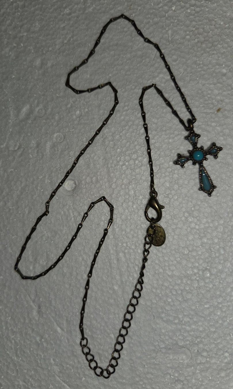 Ketten: Kettchen mit Kreuz – Gebraucht aus Gossau SG von oreliefredy