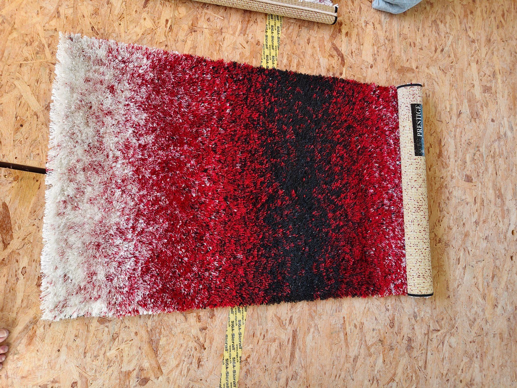 Teppiche: Teppich – Neu (gemäss Beschreibung) aus Düdingen von Yvu2k